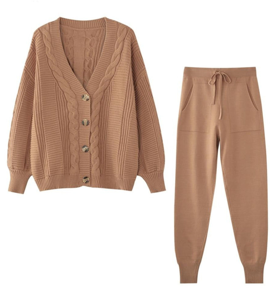 Jasmine Knitting Set