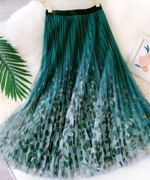 Lina Pleated Skirt &Leapard Print