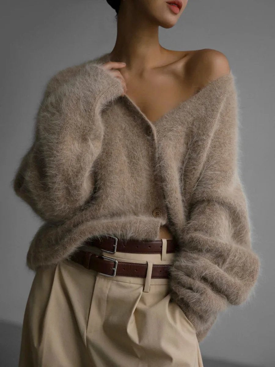 KNITWEAR