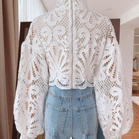 VINTAGE CROP WHITE BLOUSE