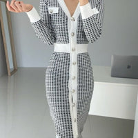 SAMANTHA V-NECK DRESS