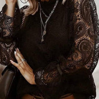 CIARA FEMININE LACE TOP