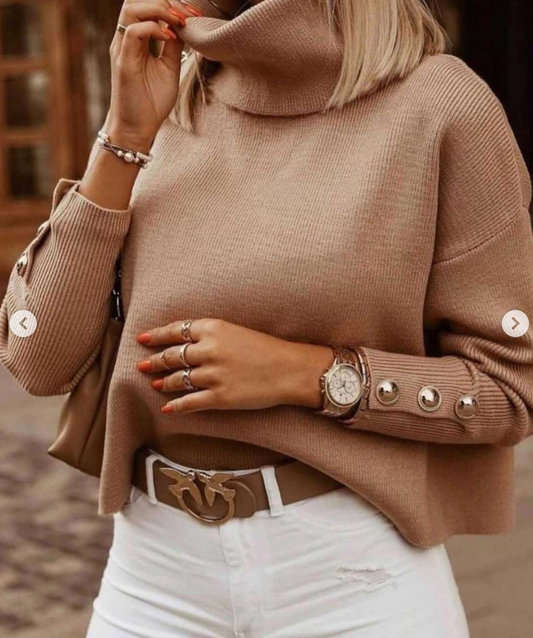 VICTORIA COZY SWEATER