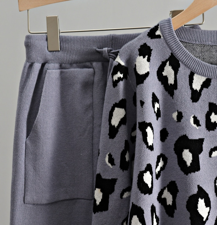 Zena Leopard Knitted Sets&Suit