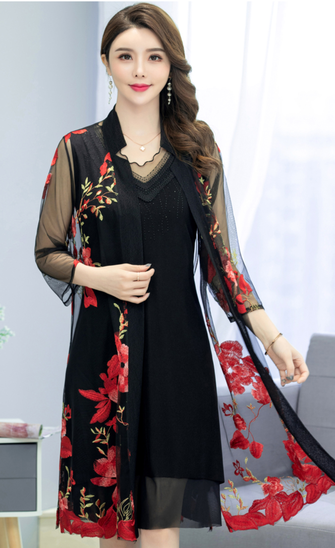 Aysha Long Lace Cargidan&Kimono