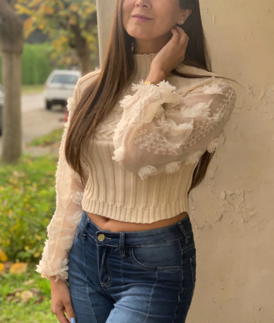 Leyla Short Knitting Sweater