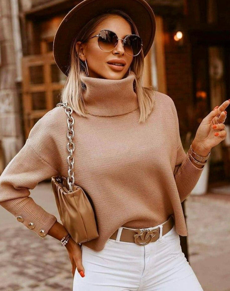 VICTORIA COZY SWEATER