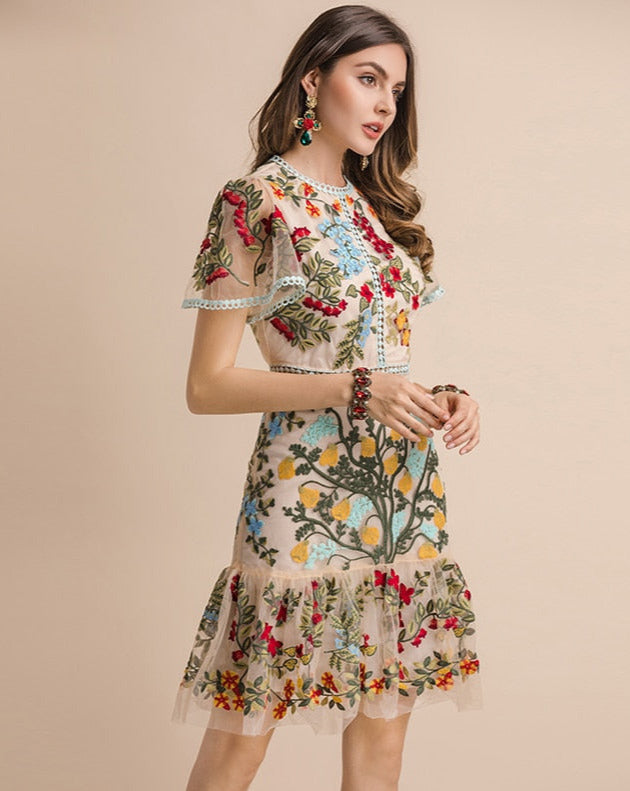 LINDA EMBROIDERED DRESS limited edition