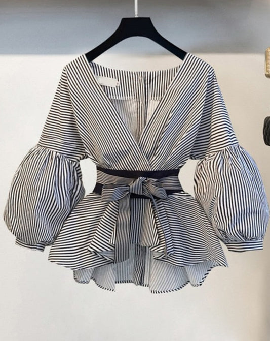 Sona Lantern Sleeves Blouse