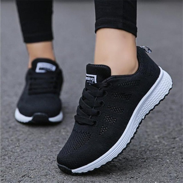 Brethable Gym Sneakers