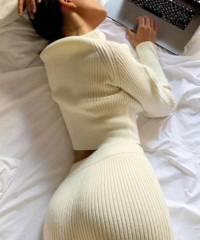 FEEL COZY SKIRT TWO SET