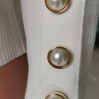 VICTORIA COZY SWEATER