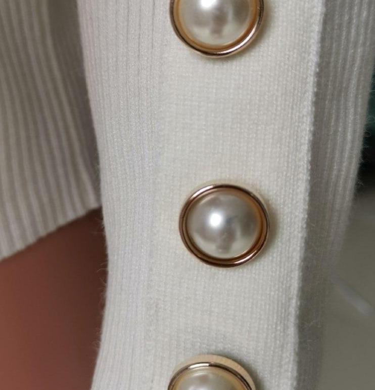 VICTORIA COZY SWEATER