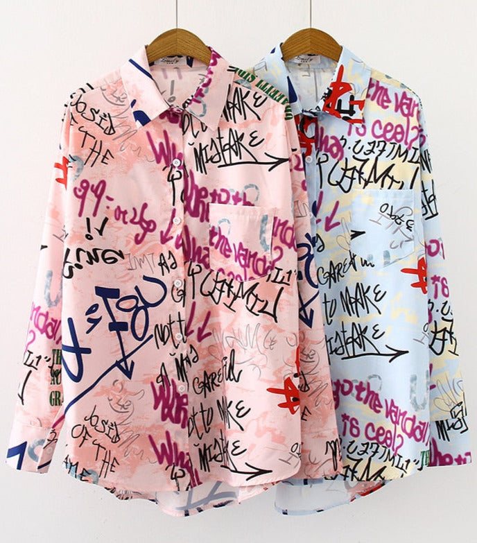 Graffiti letter print Blouse