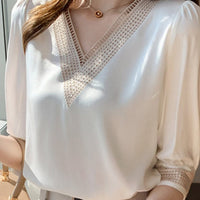 KAILA EMBROIDERED BLOUSE