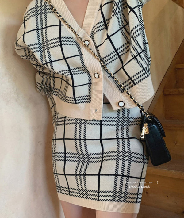 Wendy knitted two-piece suit